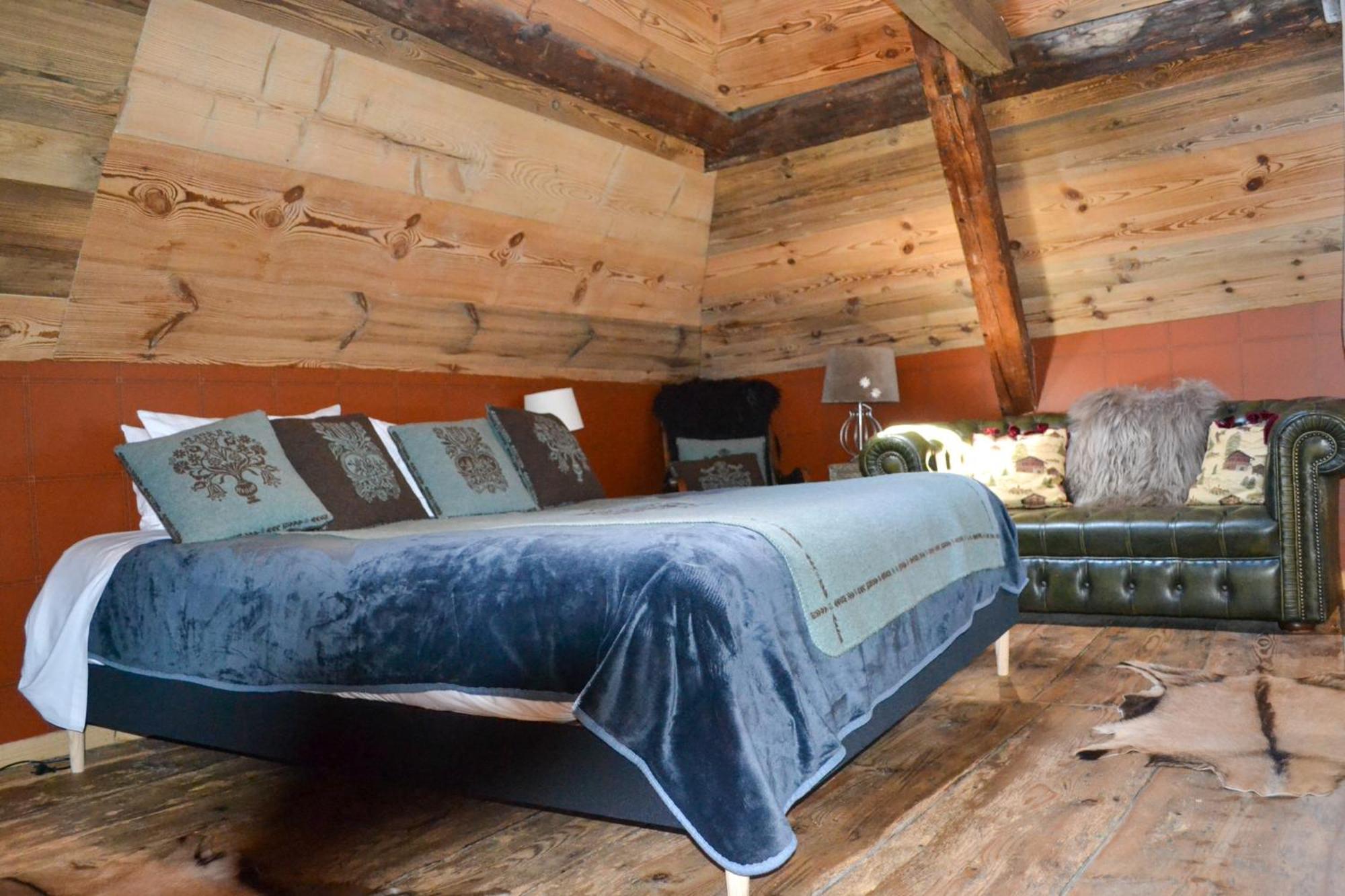 A Nouste Chambres D'Hotes Et Gite Only Adults Campan Dış mekan fotoğraf